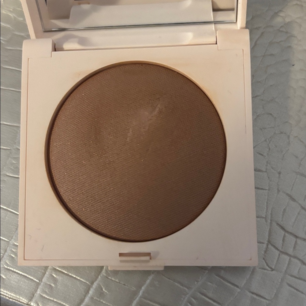 Laura Mercier Real Flawless Luminous perfecting Pressed powder Translucent Deep - Picture 5 of 8